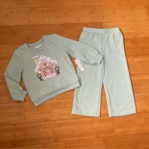 NWT Girls Size 4 Gingerbread Christmas Outfit - Crewneck Top & Wide Leg Pants